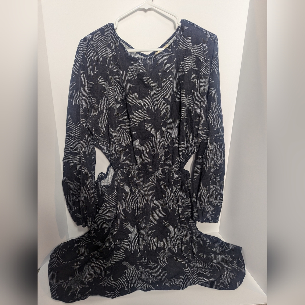 Universal Thread Women's Size 1X Black Floral Print Cutout Midi Dress